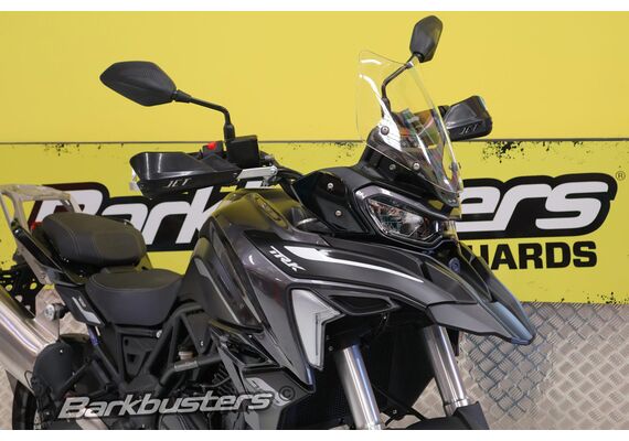 BARKBUSTERS ΚΙΤ ΤΟΠΟΘΈΤΗΣΗΣ ΓΙΑ ΧΟΎΦΤΕΣ TRK 502X 2020-2024