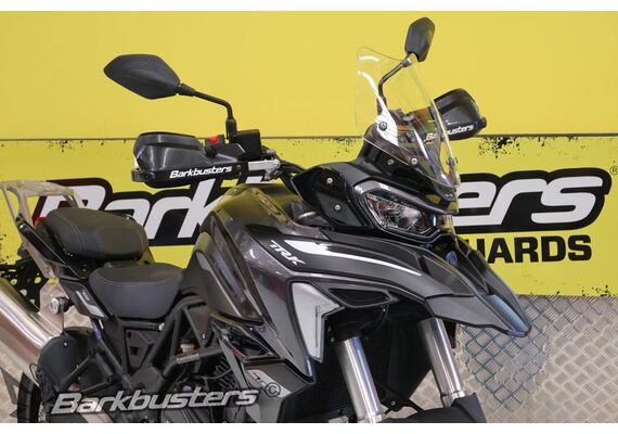 BARKBUSTERS ΚΙΤ ΤΟΠΟΘΈΤΗΣΗΣ ΓΙΑ ΧΟΎΦΤΕΣ TRK 502X 2020-2024