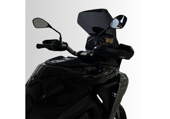 ERMAX ΖΕΛΑΤΊΝΑ YAMAHA TRACER 9 GT 2025-2026 ΨΗΛΉ 50CM ΣΚΟΎΡΟ ΦΙΜΈ