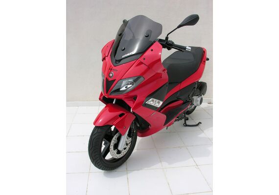 ERMAX ΖΕΛΑΤΊΝΑ GILERA NEXUS 2004-2015 ΚΟΝΤΉ 46CM ΣΚΟΎΡΟ ΦΙΜΈ