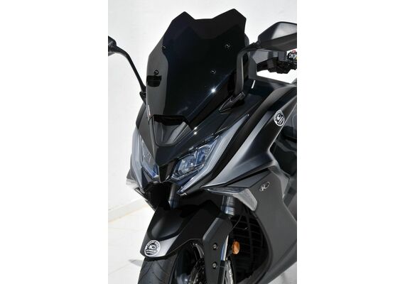 ERMAX ΖΕΛΑΤΊΝΑ KYMCO AK 550 2017-2023 ΚΟΝΤΉ 49CM ΣΚΟΎΡΟ ΦΙΜΈ