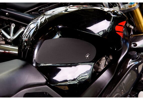 EAZI GRIP PRO ΑΥΤΟΚΌΛΛΗΤΑ ΤΕΠΟΖΊΤΟΥ APRILIA TUONO 1000 2006-2011 ΜΑΎΡΑ ΑΝΤΙΟΛΙΣΘΗΤΙΚΆ