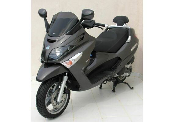 ERMAX ΖΕΛΑΤΊΝΑ PIAGGIO X8 X EVO 2003-2017 ΚΟΝΤΉ 35CM ΣΚΟΎΡΟ ΦΙΜΈ